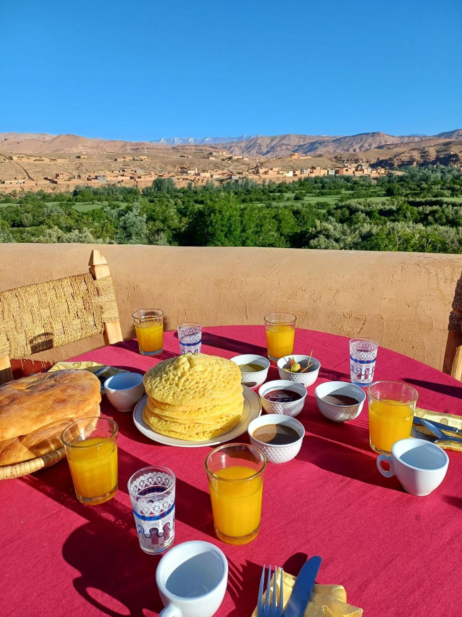 Bed and Breakfast Les Jardins Du M'Goun Kelaat-M'Gouna Exteriér fotografie